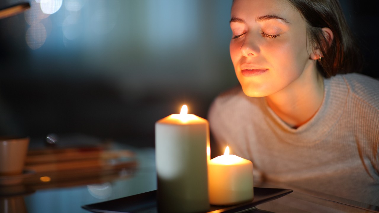 Las velas aromáticas y los ambientadores pueden provocar alergias y asma