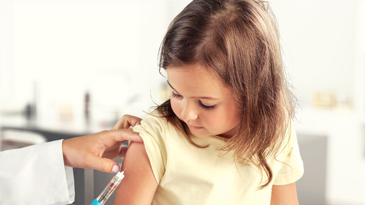 La edad adecuada para que las niñas reciban la vacuna contra el VPH es 9 años
