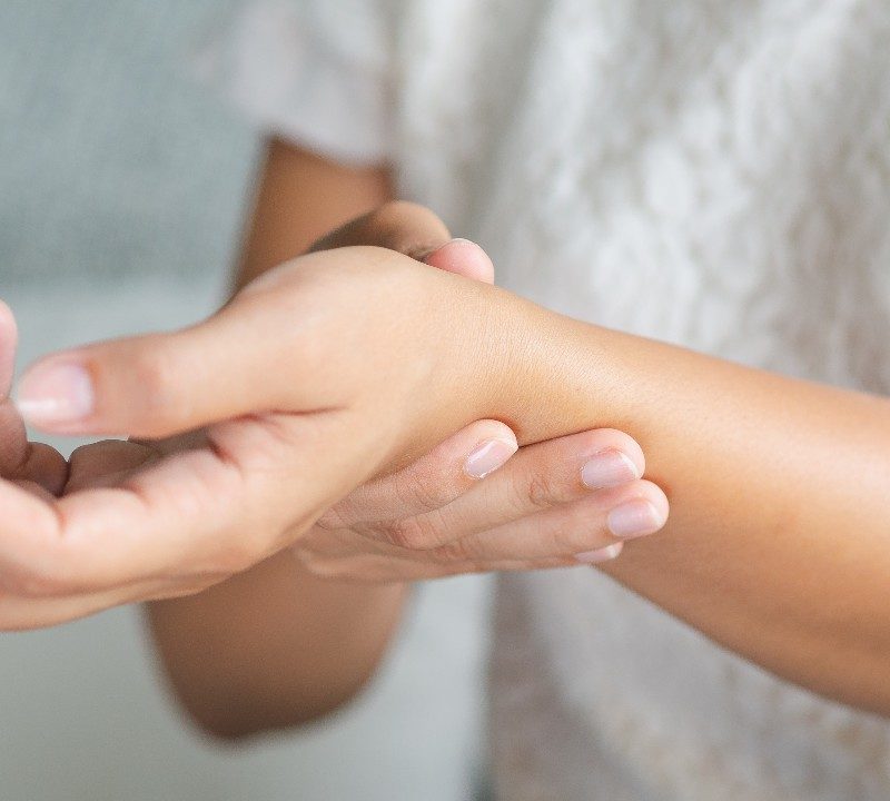 Tus manos necesitan ejercicio: 9 movimientos para combatir la osteoartritis