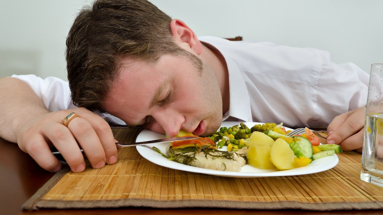 ¿Influye lo que comes en la calidad de tu sueño?