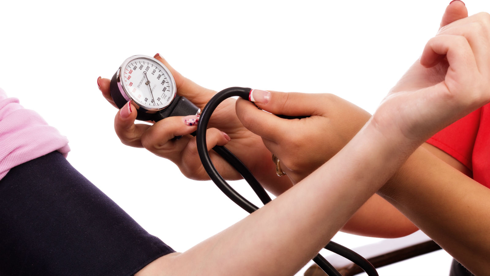 ¿Tu presión arterial es diferente de un brazo al otro? Puede ser una señal de riesgo cardíaco.