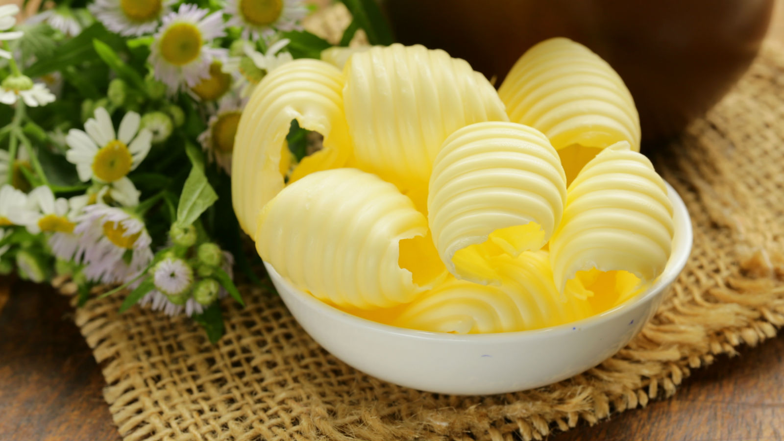 ¿Margarina o mantequilla? ¿Cuál es mejor para la salud?