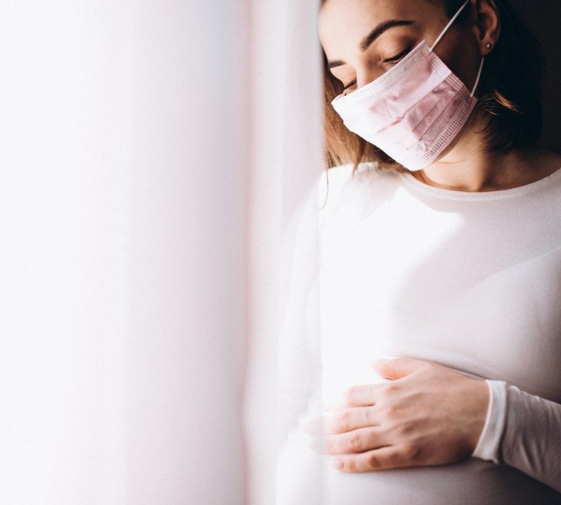 embarazadas pueden contagiar a sus hijos con Covid-19