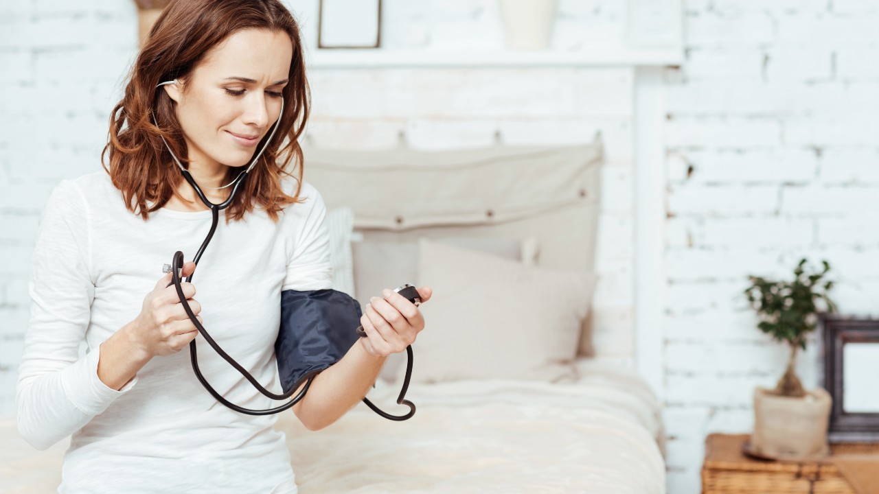 ¿Sabes cómo medir tu presión arterial en casa correctamente?
