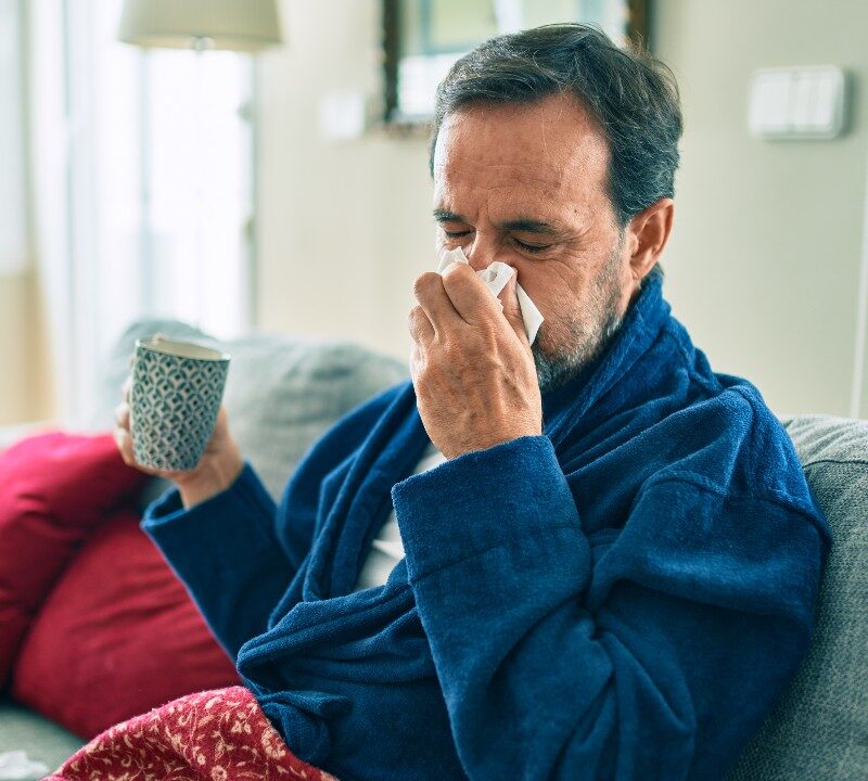 Respuestas a preguntas comunes sobre el resfriado, la gripe y el COVID-19
