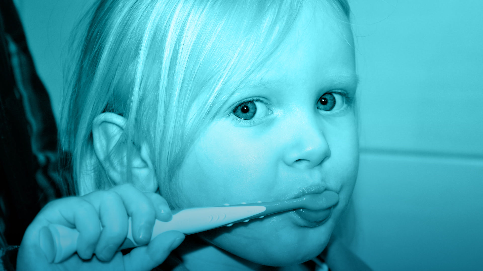 La importancia del lenguaje para inculcar el hábito de lavarse los dientes