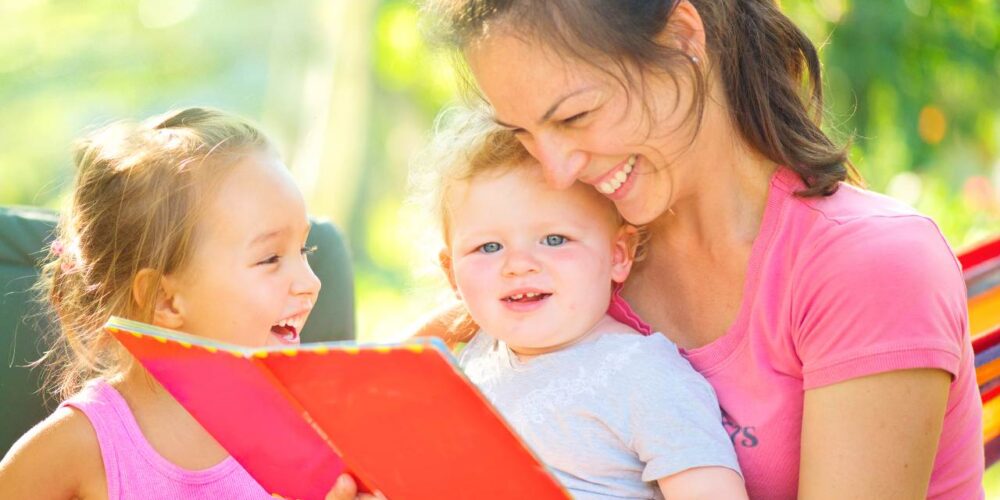 La importancia de leer en voz alta a tu hijo desde bebé