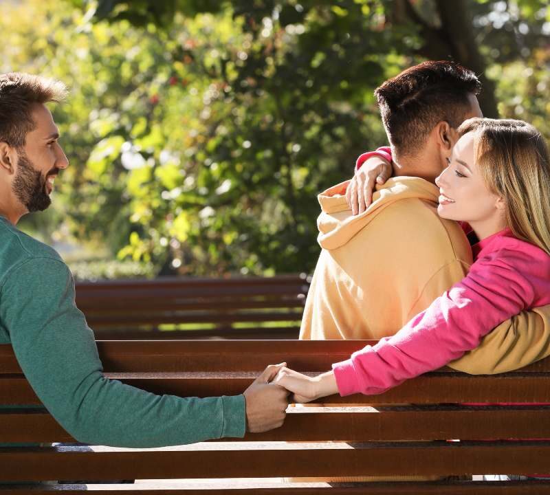 Razones detrás de la infidelidad femenina en un contexto evolutivo.