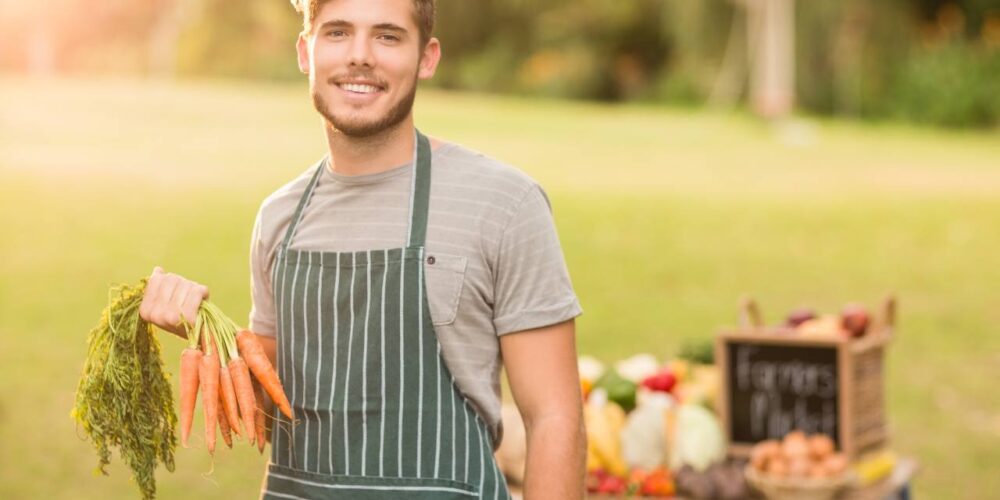 Jardinería en noviembre con plantas de otoño y cuidados esenciales.