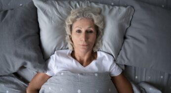 El insomnio en la vejez y cómo combatirlo
