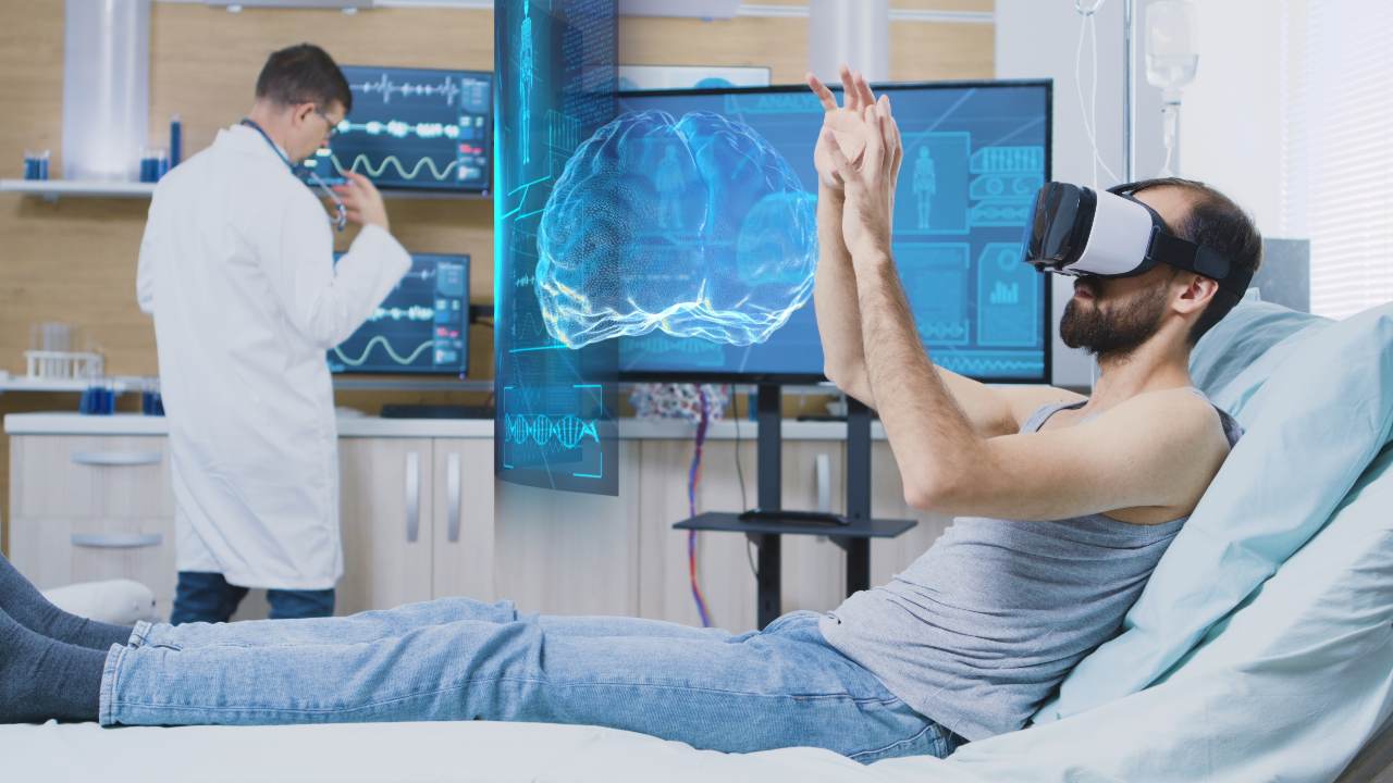 Así te ayuda la realidad virtual a recuperarte de un ictus