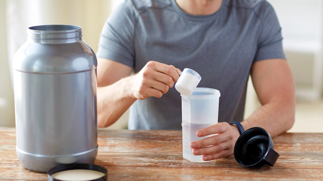 Creatina: qué es, beneficios y riesgos del suplemento deportivo