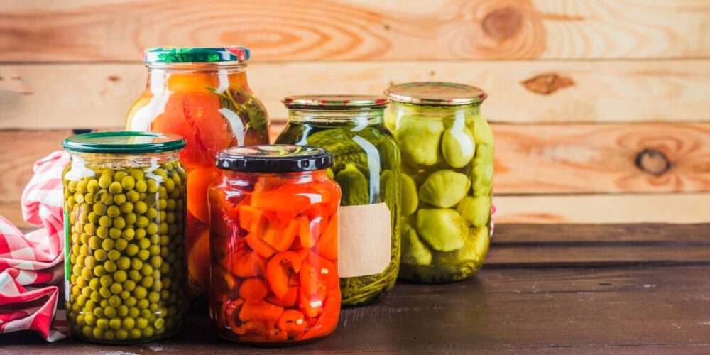 Todo sobre el botulismo y su relación con conservas, miel y botox