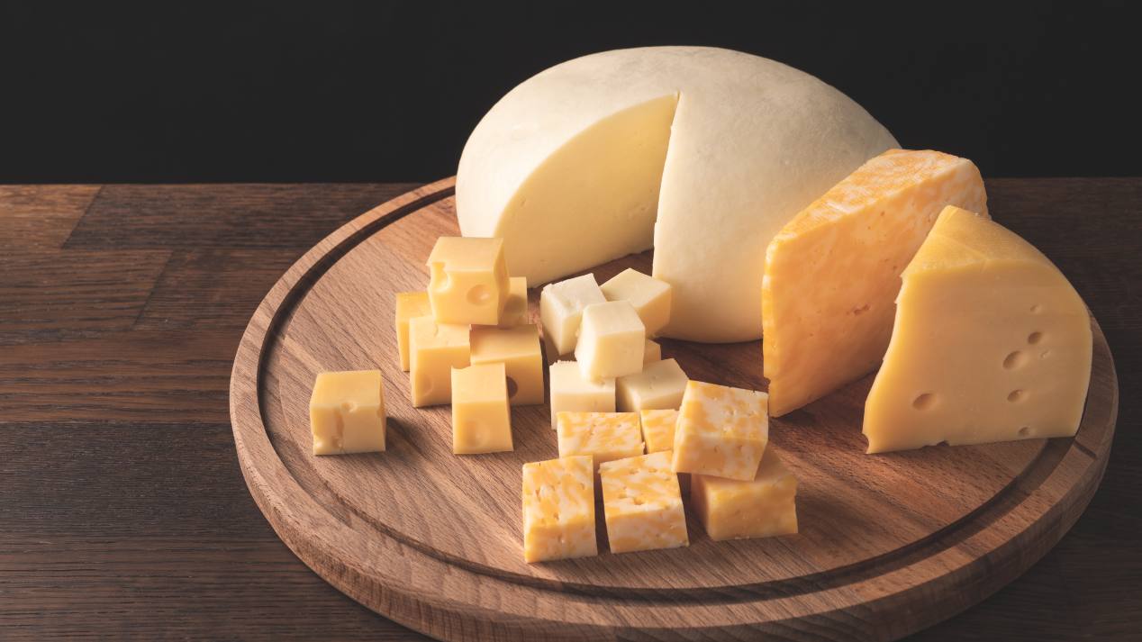 Queso y riesgo de demencia: ¿Un aliado inesperado para tu mente?