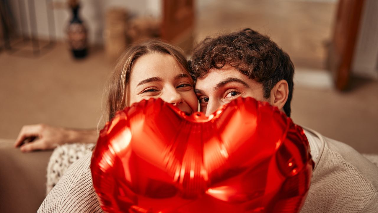 Neuroquímica del flechazo: ¿Es amor o es un «cóctel» cerebral?