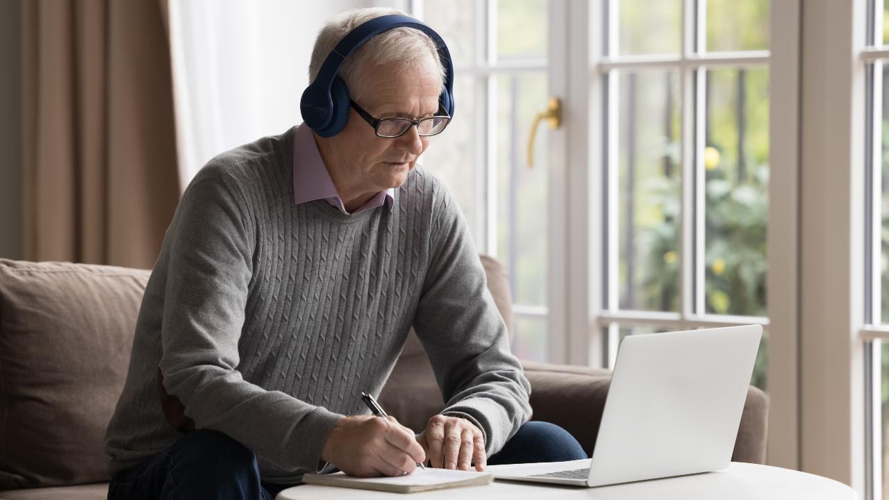 Aprender idiomas a cualquier edad: beneficios y métodos
