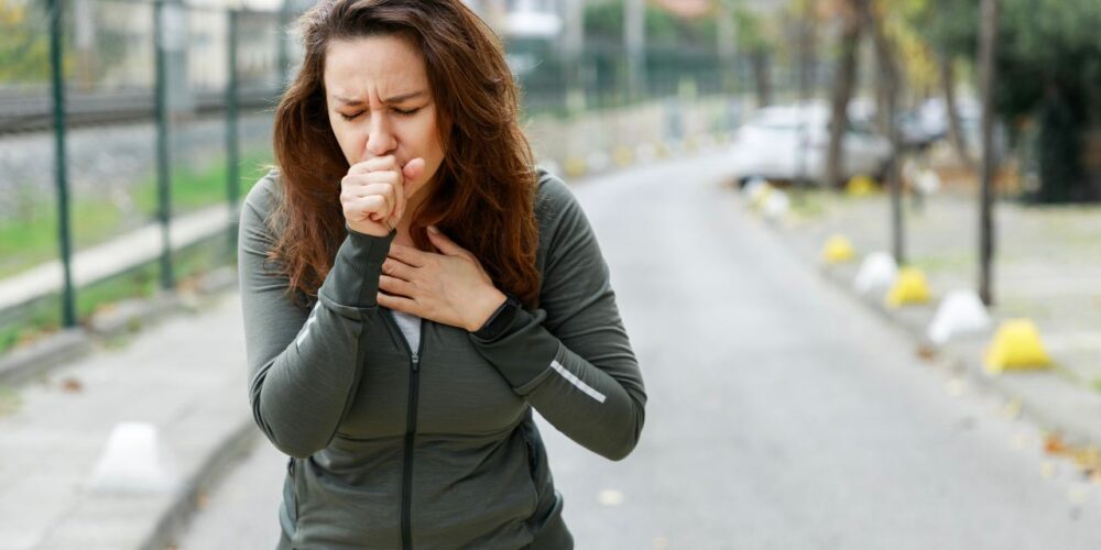 Contaminación del aire en la ciudad afectando la salud del corazón y provocando arritmias