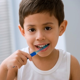 Dan a conocer nuevas recomendaciones para el uso de la pasta dental con fluoruro