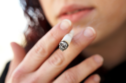 El humo del cigarrillo de segunda mano también afecta a tu corazón