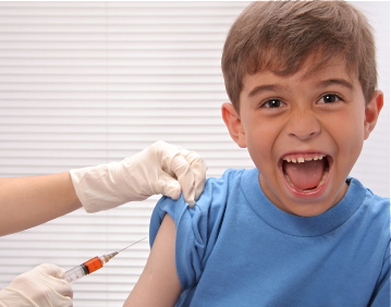 ¿Todavía debo vacunar a mis hijos contra el virus H1N1?