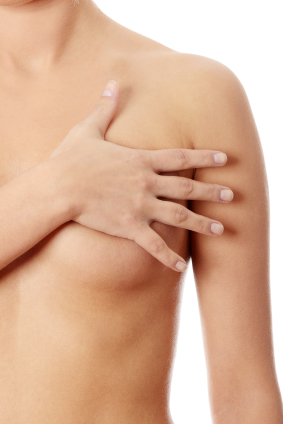 ¿Puede el ciclo menstrual afectar los resultados de la mamografía?