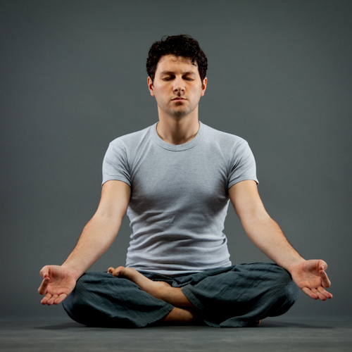 Los hombres se benefician con el yoga